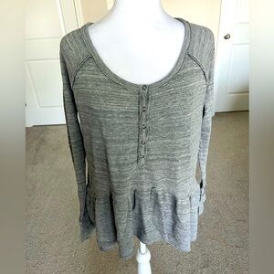EUC We The Free Gray Waffle Knit Peplum Top Size Medium